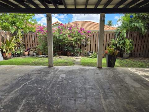 811 NW 133rd Ct, Miami FL - photo 16 of 33
