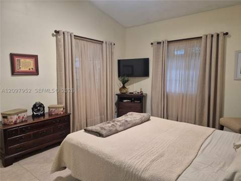 1246 NE 32nd Ave, Homestead FL - photo 11 of 21