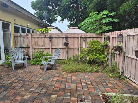 1246 NE 32nd Ave, Homestead FL - photo 19 of 21