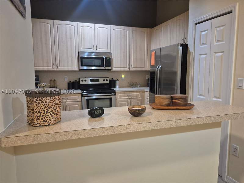3 bedroom SingleFamilyResidence at 1246 NE 32nd Ave, Ventura At Malibu Bay, Homestead — photo 3