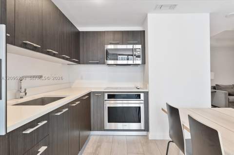45 SW 9th St 1005, Miami FL - photo 9 of 31