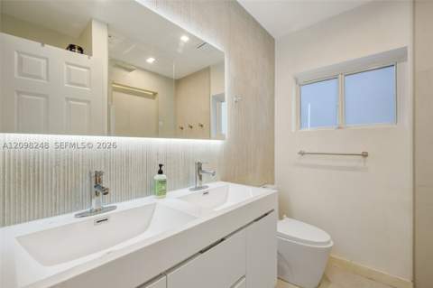830 NE 72nd St, Miami FL - photo 13 of 18