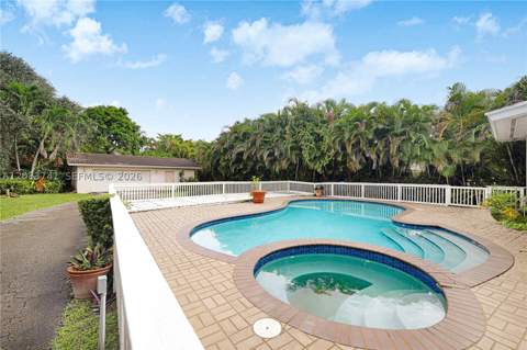 633 NE 119th St, Biscayne Park FL - photo 23 of 30