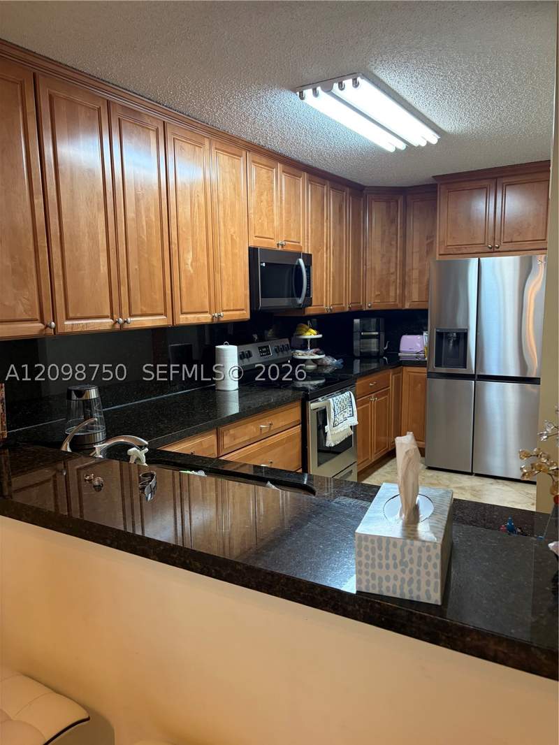 2 bedroom Condominium at 3375 N Country Club Dr 605, Bonavista Condo, Aventura — photo 5