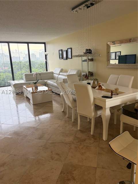 3375 N Country Club Dr 605, Aventura FL - photo 8 of 13