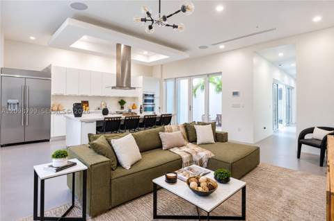 533 Anastasia Ave 533, Coral Gables FL - photo 10 of 36