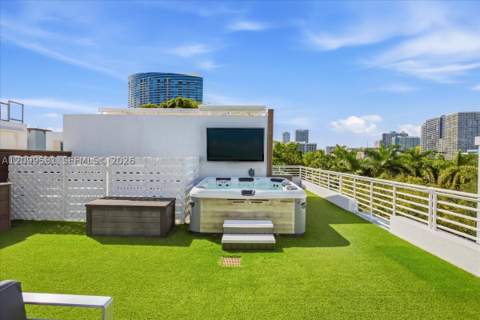 455 NE 39th St 202, Miami FL - photo 9 of 71