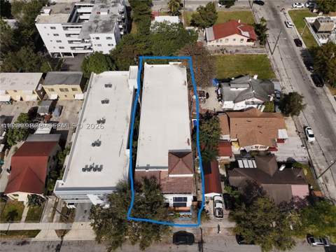 1021 NW 3rd St 305, Miami FL - photo 6 of 23