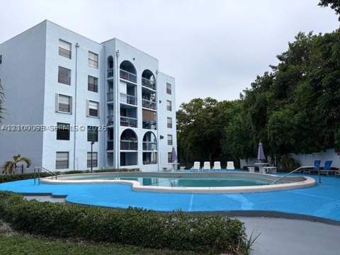 9440 Fontainebleau Blvd 203, Miami FL - photo 8 of 27