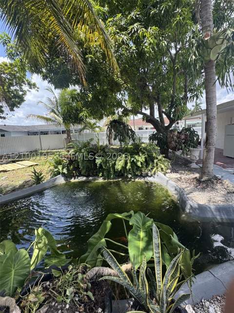 10830 SW 160th St, Miami FL - photo 10 of 47