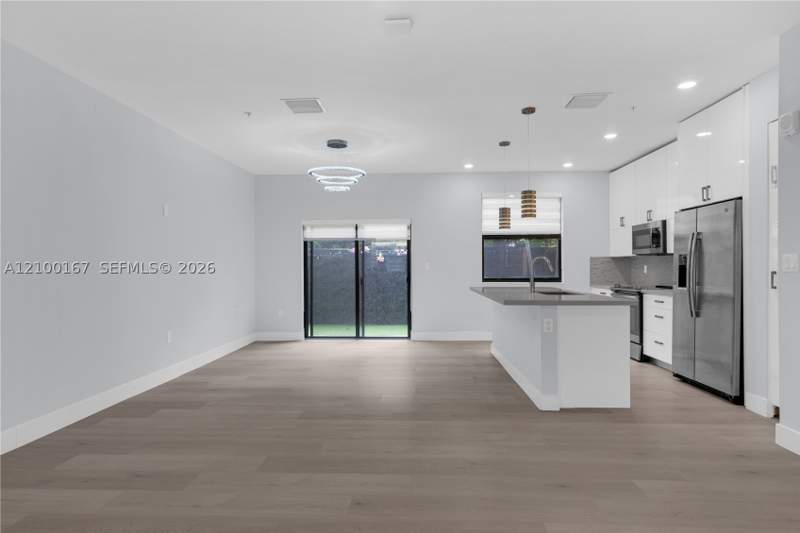 3 bedroom Condominium at 10413 NW 82nd St 3, Highland At Park Central, Doral — photo 4