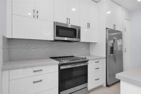 10413 NW 82nd St 3, Doral FL - photo 6 of 40