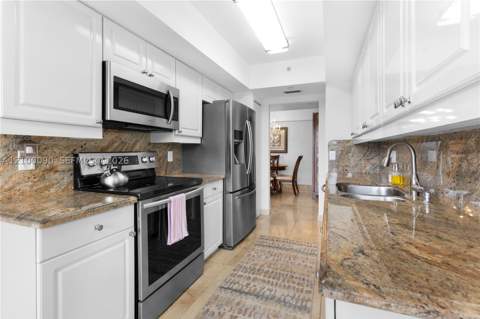 21205 Yacht Club Dr 504, Aventura FL - photo 10 of 65