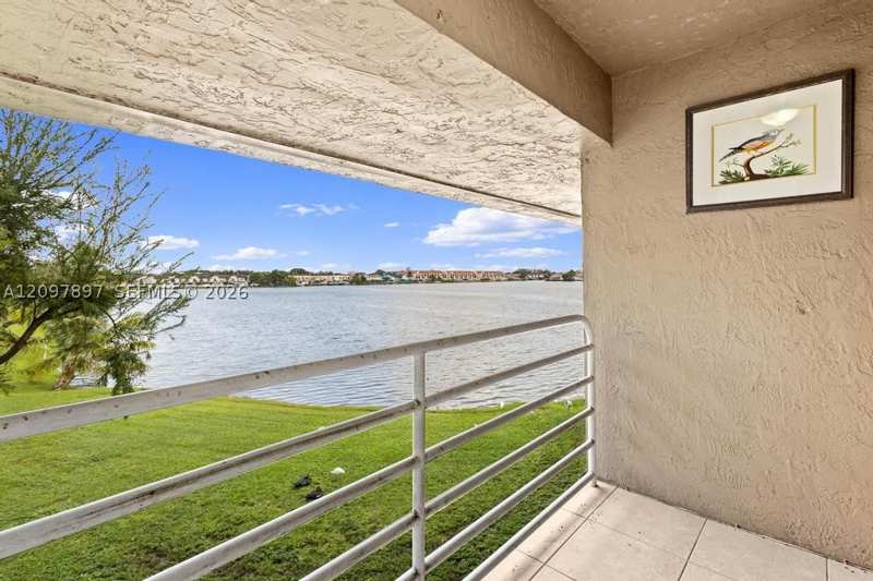 2 bedroom Condominium at 5953 W 28th Ave 24, Vista Del Lago Condo Vii, Hialeah — photo 1