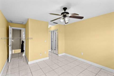 5953 W 28th Ave 24, Hialeah FL - photo 21 of 38