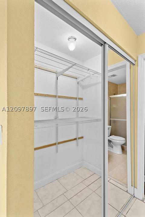 5953 W 28th Ave 24, Hialeah FL - photo 24 of 38