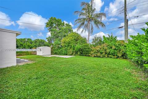 1135 NW 109th St, Miami FL - photo 13 of 44