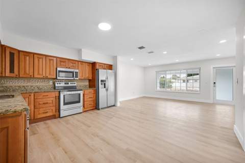 1135 NW 109th St, Miami FL - photo 17 of 44