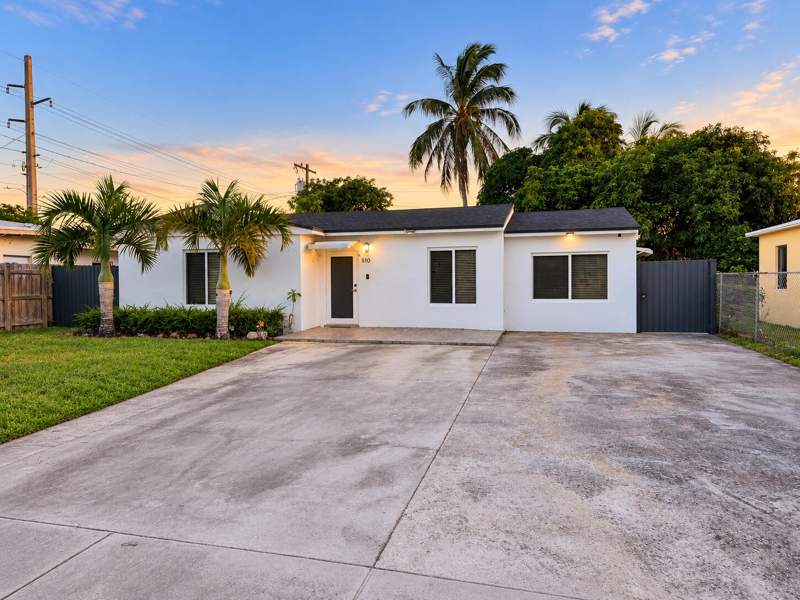 3 bedroom SingleFamilyResidence at 510 NW 108th Street, West Miami Shores Sec C, Miami — photo 2
