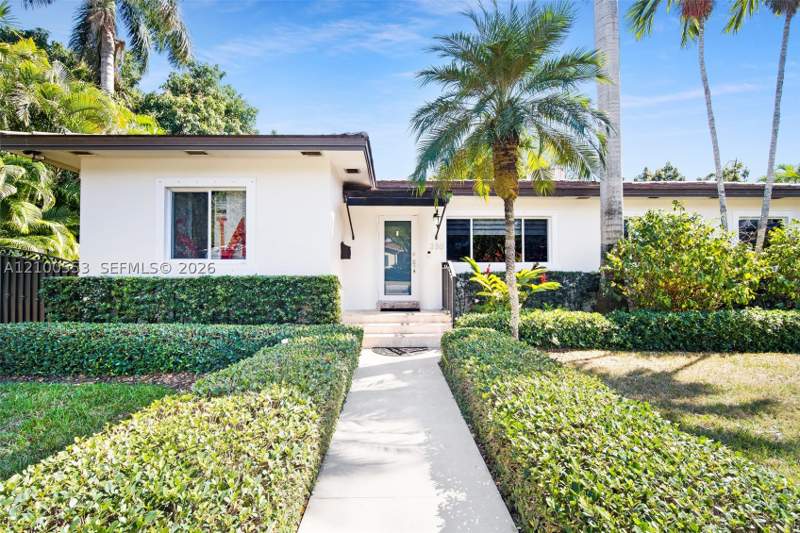 3 bedroom SingleFamilyResidence at 330 Viscaya Ave, Coconut Grove Sec 1-Coral, Coral Gables — photo 3
