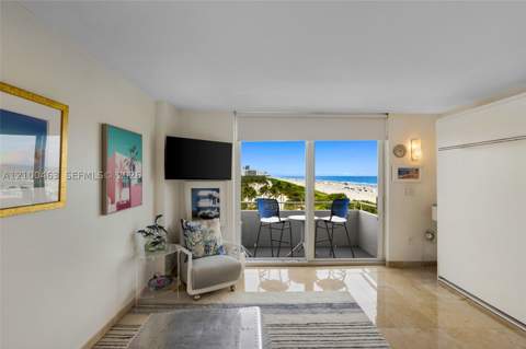 465 Ocean Dr 718, Miami Beach FL - photo 7 of 27