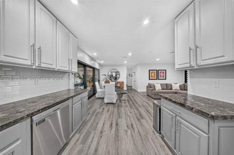 8315 SW 99th Ct, Miami FL - photo 11 of 31