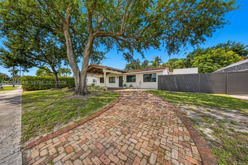 4 bedroom SingleFamilyResidence at 8315 SW 99th Ct, Heftler Homes Sunset Park, Miami — photo 5