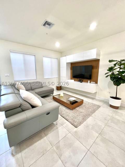 6455 NW 103rd Pl 106, Doral FL - photo 12 of 22