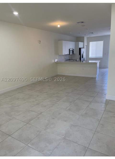 6455 NW 103rd Pl 106, Doral FL - photo 7 of 22