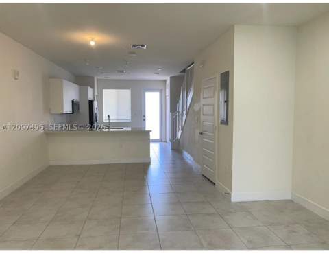 6455 NW 103rd Pl 106, Doral FL - photo 9 of 22