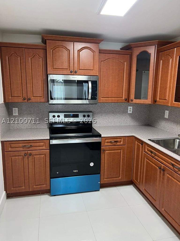 2 bedroom Condominium at 20850 San Simeon Way 106-5, Lakeview Of The Calf Club, Miami — photo 4