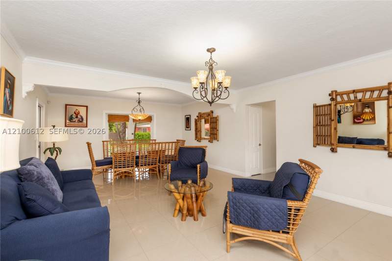 4 bedroom SingleFamilyResidence at 6625 SW 47th St, Bird Road Terrace, Miami — photo 5