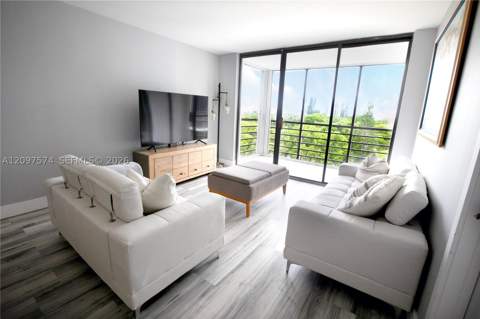 20500 W Country Club Dr 714, Aventura FL - photo 6 of 55