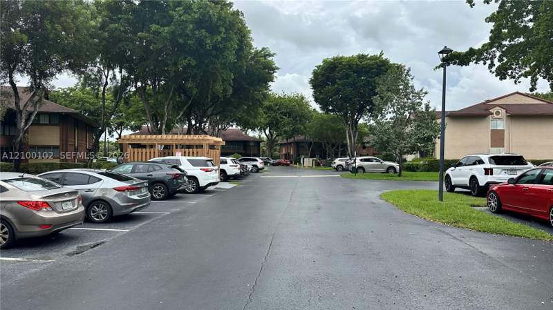 2 bedroom Condominium at 4870 NW 102nd Ave 104-7, Doral Park C Club Villas, Doral — photo 3