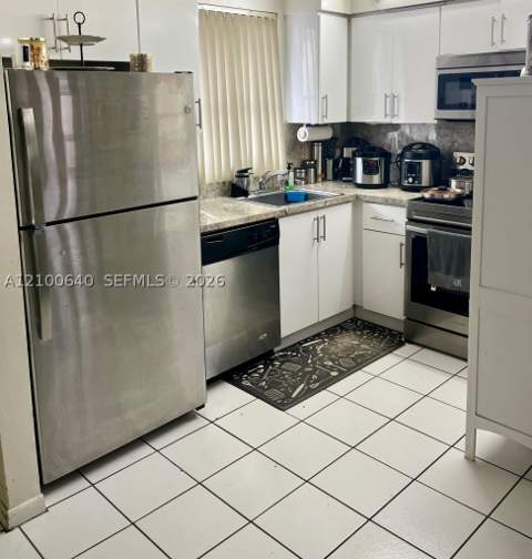 6115 NW 186th St 301, Hialeah FL - photo 12 of 23