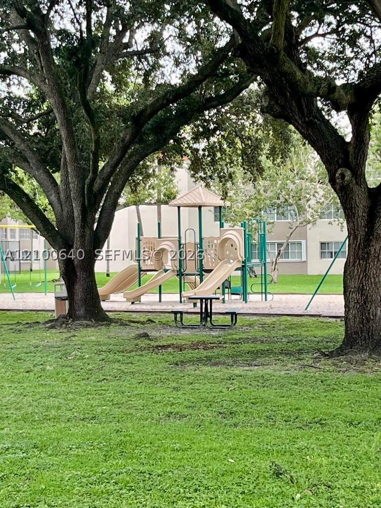 2 bedroom Condominium at 6115 NW 186th St 301, Mirassou Condo, Hialeah — photo 4