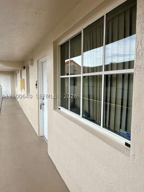 6115 NW 186th St 301, Hialeah FL - photo 9 of 23