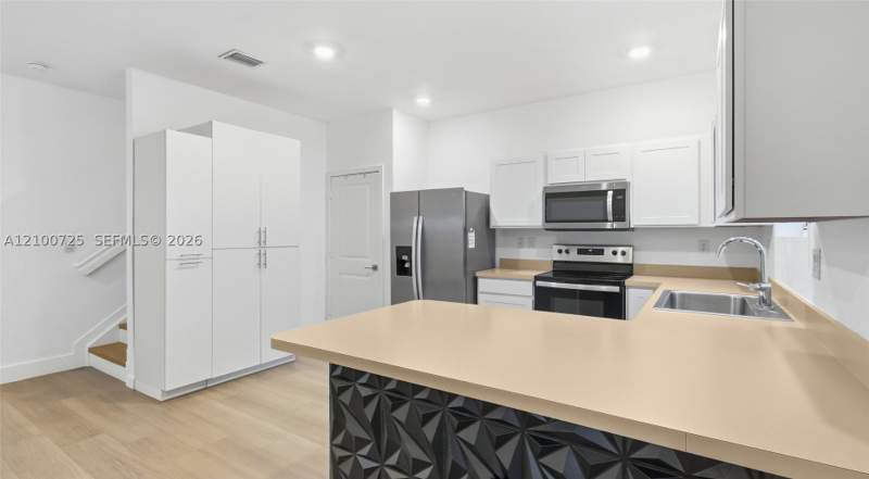 4 bedroom Townhouse at 1791 SE 9th Ter, Hamilton Place, Homestead — photo 4