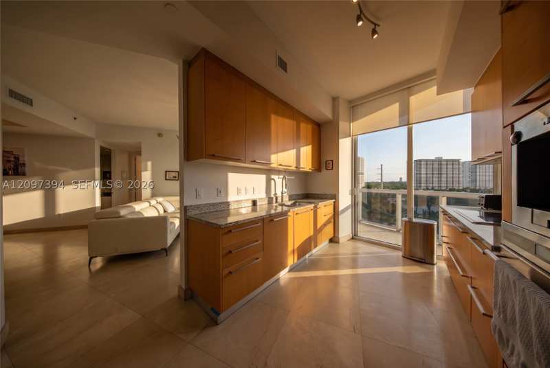 2 bedroom Condominium at 15901 Collins Ave 405, Tdr Tower II Condo, Sunny Isles Beach — photo 1