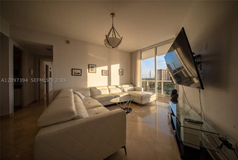 2 bedroom Condominium at 15901 Collins Ave 405, Tdr Tower II Condo, Sunny Isles Beach — photo 2