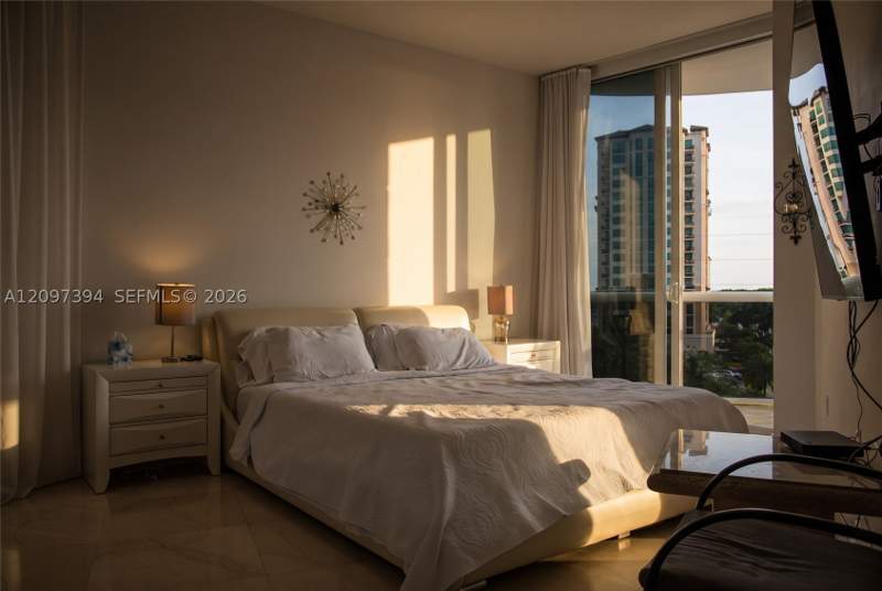 2 bedroom Condominium at 15901 Collins Ave 405, Tdr Tower II Condo, Sunny Isles Beach — photo 3