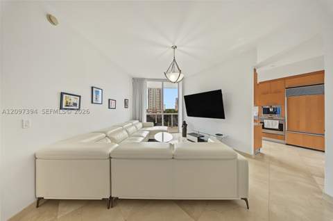 15901 Collins Ave 405, Sunny Isles Beach FL - photo 7 of 35
