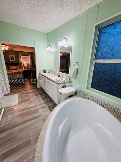 220 NE 12th Ave Unit 123, Homestead FL - photo 9 of 19