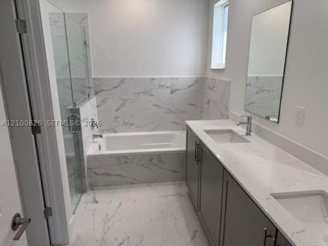 1828 NE 1st St, Homestead FL - photo 12 of 19