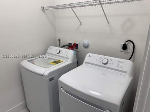 1828 NE 1st St, Homestead FL - photo 9 of 19
