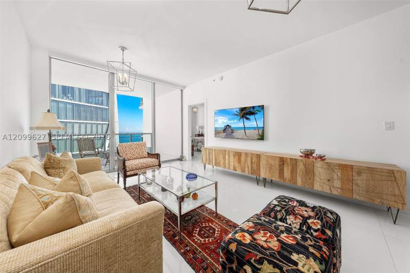 1 bedroom Condominium at 900 Biscayne Blvd 5310, 900 Biscayne Bay Condo, Miami — photo 5