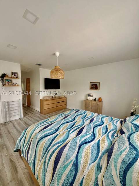 9975 NW 27th Ter, Doral FL - photo 12 of 14