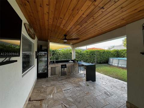 9975 NW 27th Ter, Doral FL - photo 7 of 14