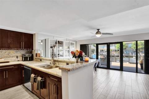 16478 NE 27th Pl 34, Eastern Shores FL - photo 19 of 57
