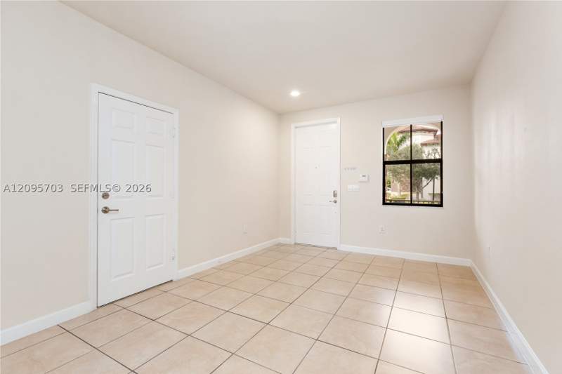 3 bedroom Townhouse at 8965 NW 98th Ave, Doral Breeze, Doral — photo 4
